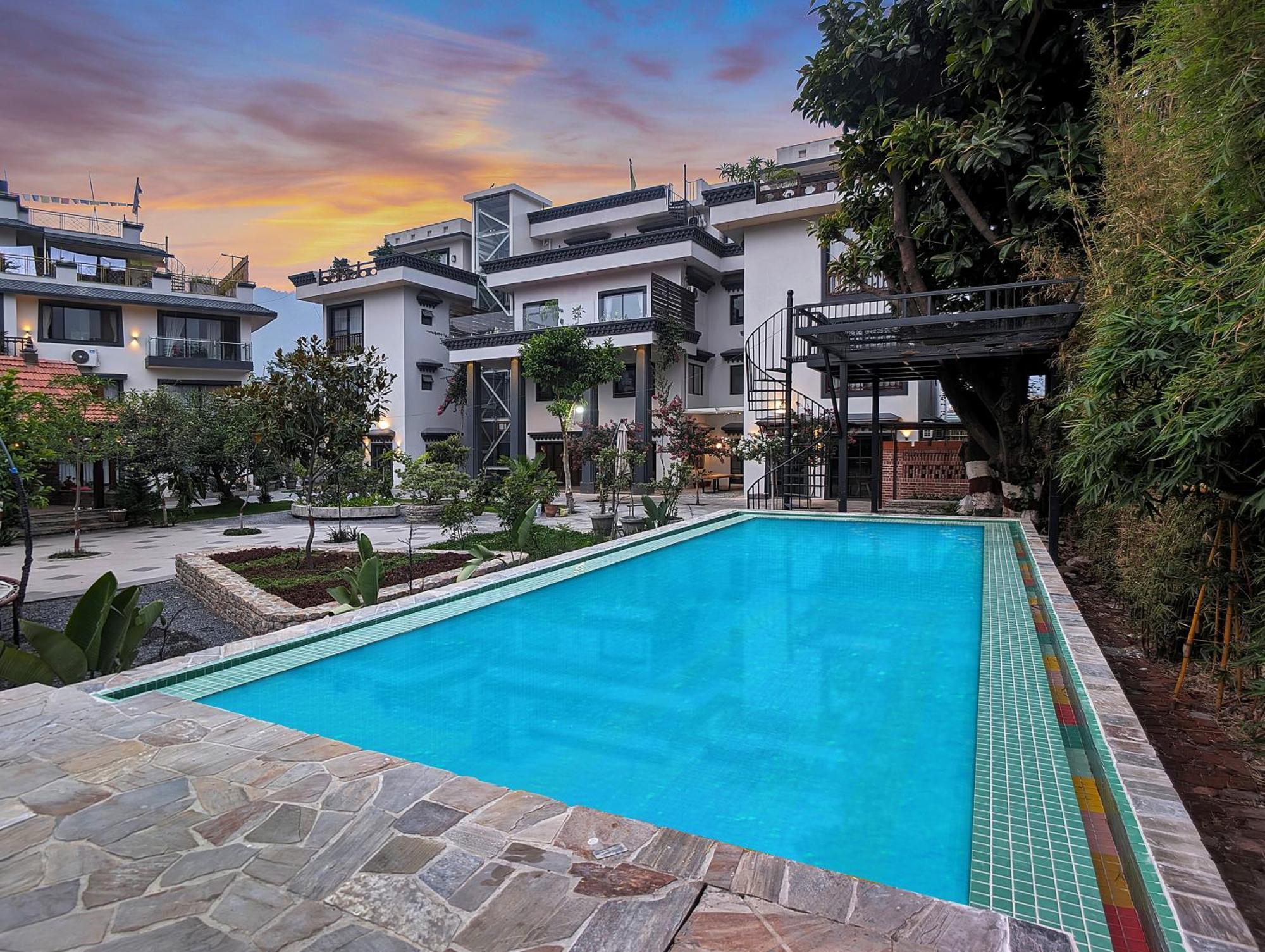 Uma Residence And Suites Катманду Екстериор снимка