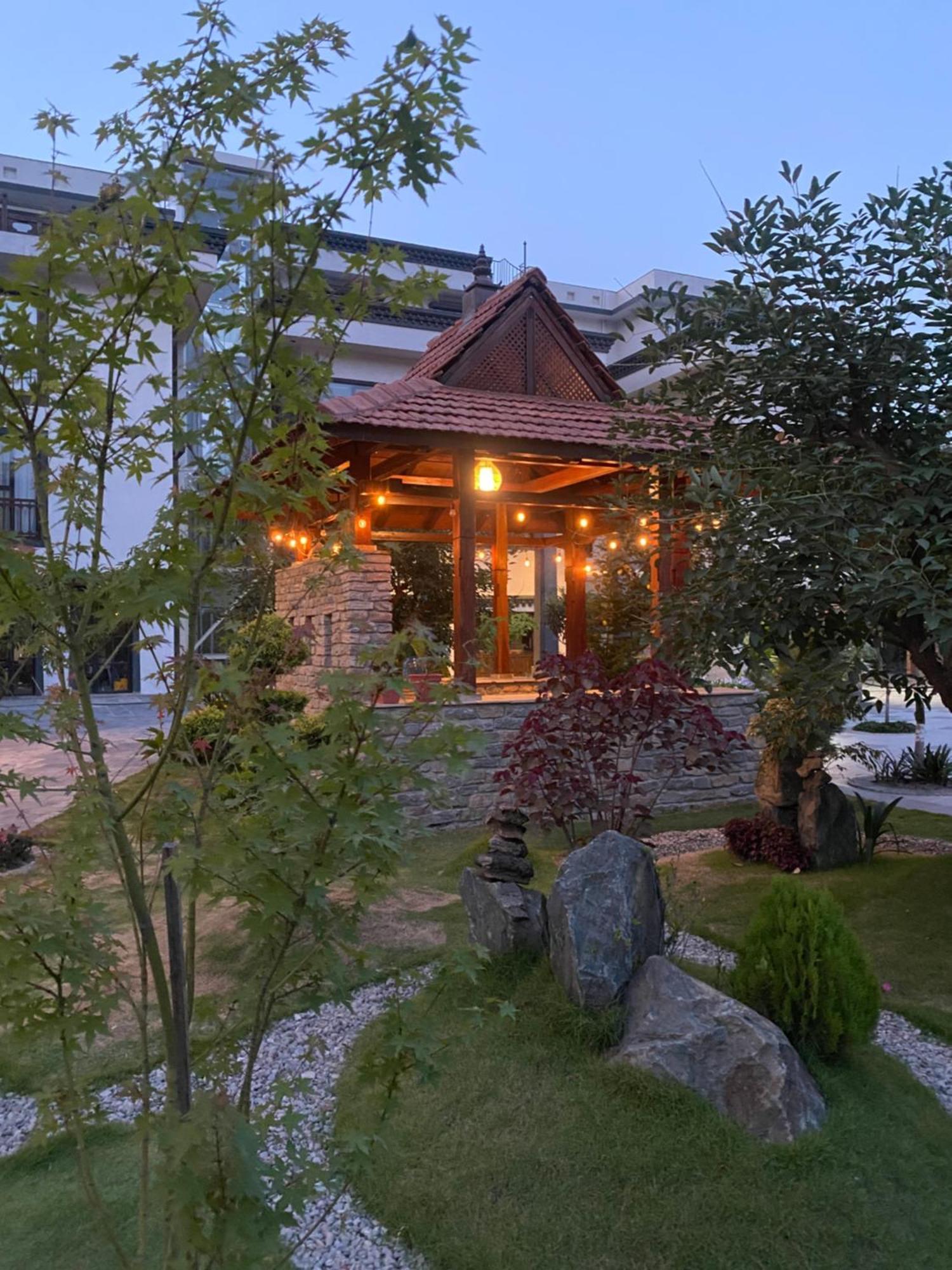 Uma Residence And Suites Катманду Екстериор снимка